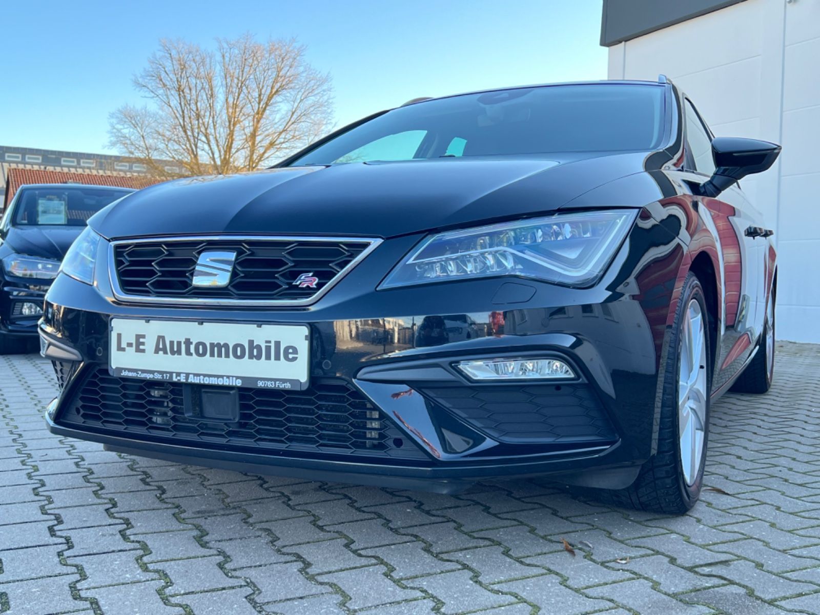 Mehr über den Artikel erfahren SEAT Leon Leon ST FR Black Matt Edition 1.5 TSI